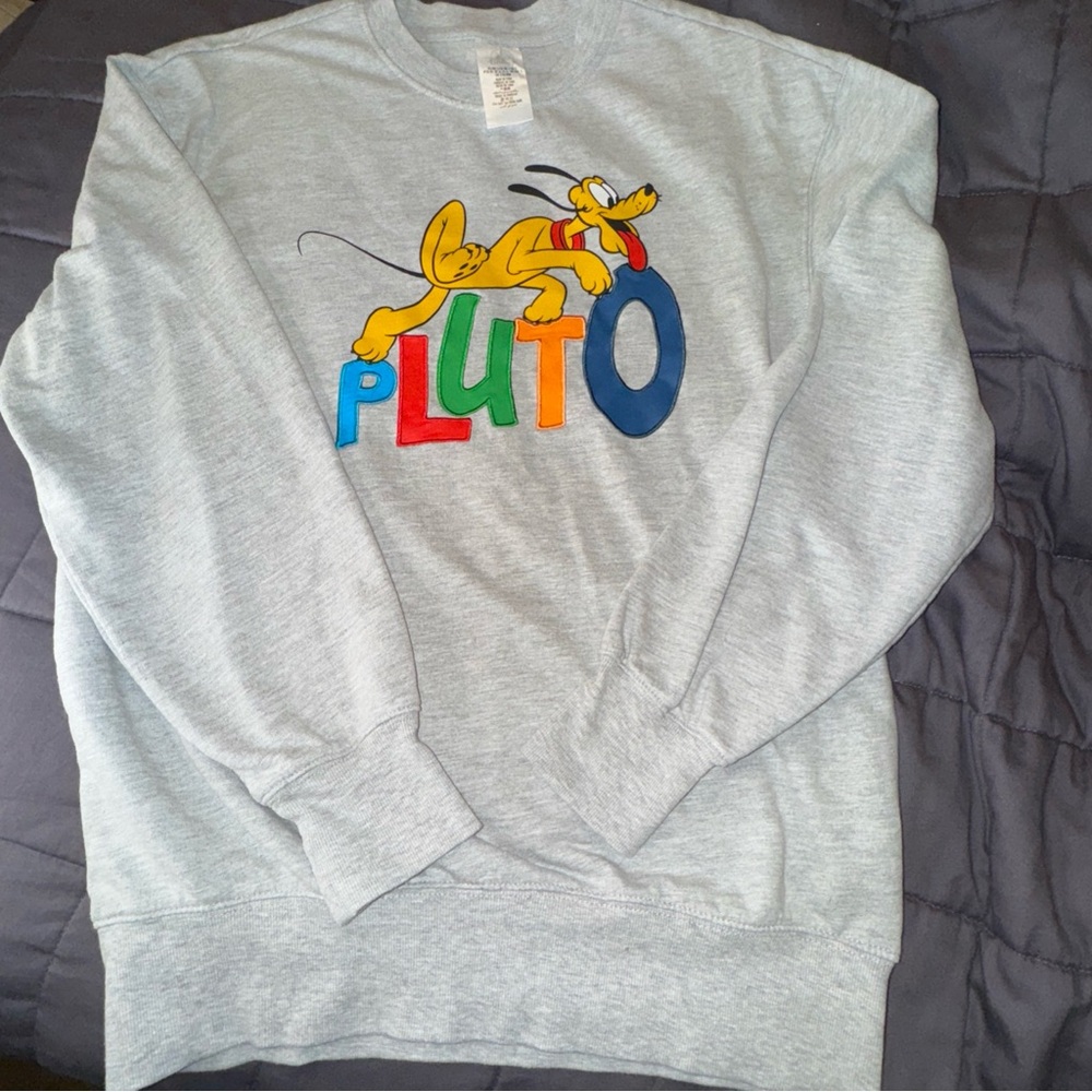 Gray Disney Pluto women’s crewneck small
